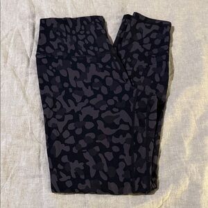 Women Black leopard leggings
